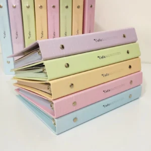 خرید کلاسور ارزان در ۱۴۰۴ با قیمت از ۵۰,۰۰۰ تومان. کلاسور A4، پلاستیکی و رنگی با تخفیف در تهران. راهنما برای صرفهجویی ۲۰-۳۰% در لوازم تحریی و اداری